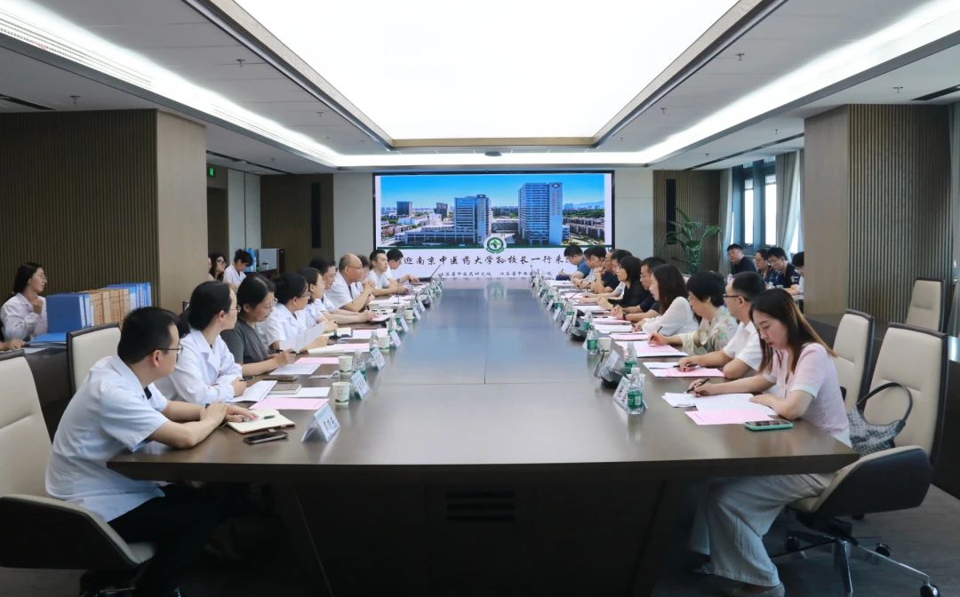 17579244465691.jpg 35c8899afd8bc9522ceaf7181894cd72.jpg